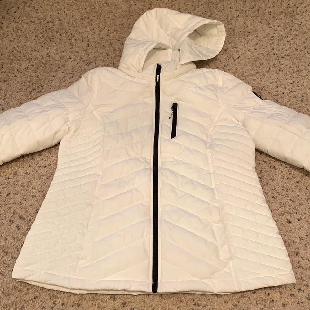 NAUTICA White Puffer Jacket with Detachable Hood